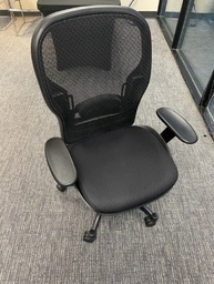 [#B13-1] Black Task Chair