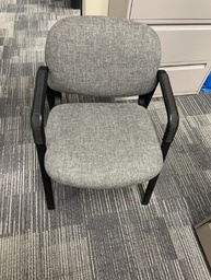 [#B4-34] Grey Guest Chair, Black Arms