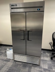 [#G10-76] Large Fridge