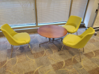 [#B12-31] Green Guest Chair