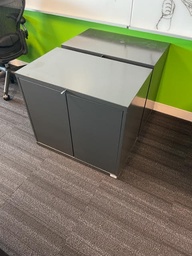 [#D18-8] Cabinet - Metal