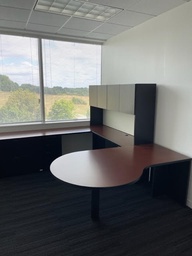 [#E7-34] Desk - Wood, U-Shaped, Right Facing