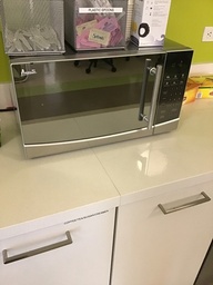 [#G8-81] Microwave (21”W x 15”D x 12”H)