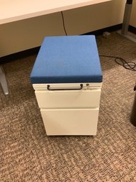 [#D16-50] Mobile Pedestal, Box File w/ Padded Top
White Paint, Blue Fabric