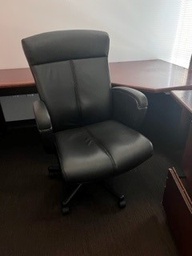 [#B6-109] SitMatic Exec Leather Chair