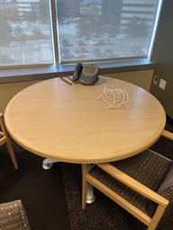 [#C9-27] Maple conference Table Round