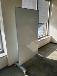 [#F8-373] White Board, Rolling