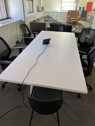 [#C7-1535] Conference table