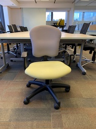 [#B8-30] Padded Green Chair - High