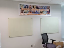 [#F5-101] Glass Whiteboard 36x45.5