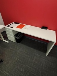 [#E3-2] Medium White Table/Desk