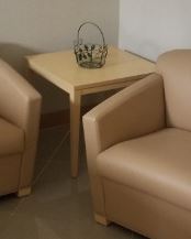 [#C3-4] Wooden End Table (18x18)