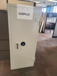 [#D19-21] Coffre-fort - 2' de large x 32" de profondeur x 56" de haut