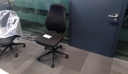 [#B13-133] TASK CHAIR