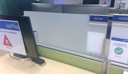 [#A6-182] Half desk screen