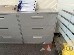 [#D9-23] Archivero metálico horizontal de 3 cajones color gris 