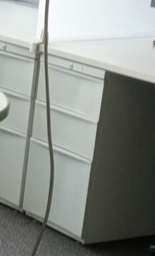 [#D16-163] Pedestal, grey, on wheels | Pedestal, gris, sobre ruedas