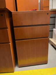 [#D17-12] Wood pedestal, on wheels