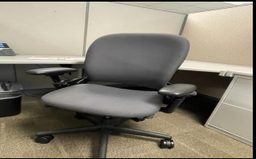 [#B13-52] V1 TASK CHAIR W/ ARMS