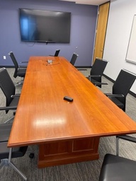 [#C7-19] Conference Table