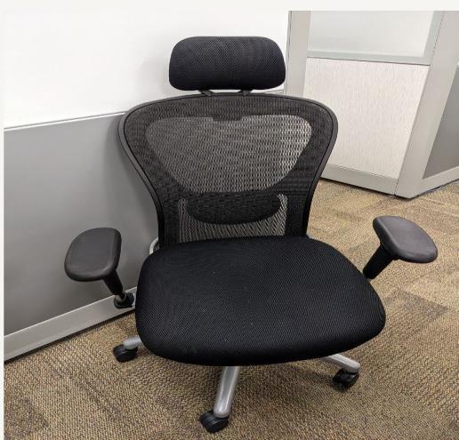 9 to 5 task chair w/ headrest