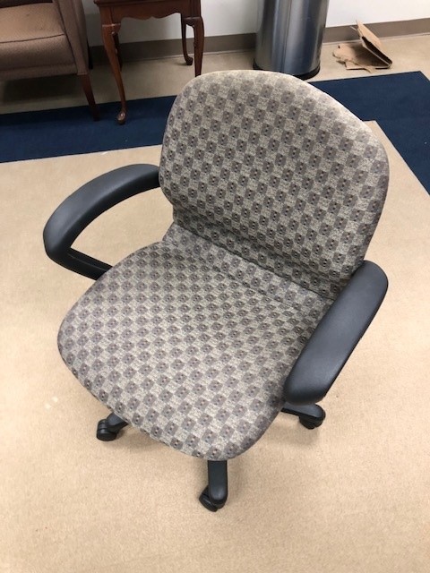 Task chair