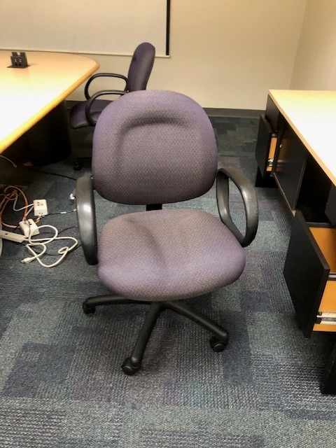 Task chair