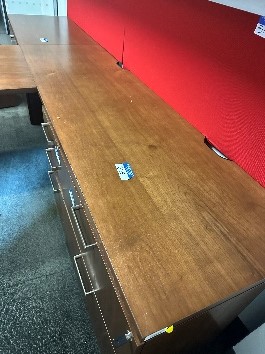 #23 return work surface  RHR78 x 28.75 x 1