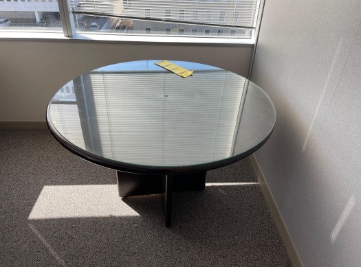 Black Round Table (45'')