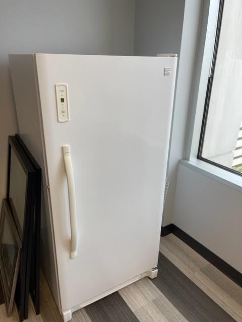 WHITE FRIDGE
