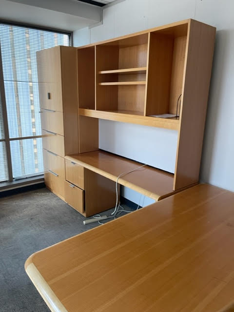 LEFT HAND L DESK - LIGHT WOOD