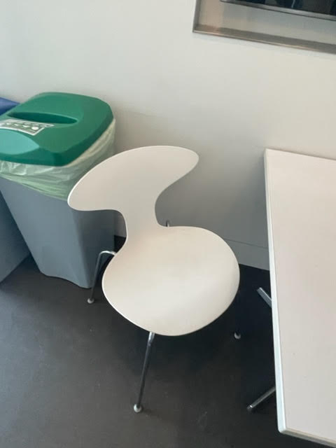 WHITE CAFÉ CHAIRS