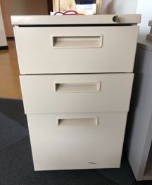Pedestal, 3-drawer with lock