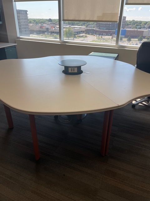 Meeting Table (110x90)