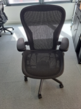 Chair, Herman Miller Aeron, Size C