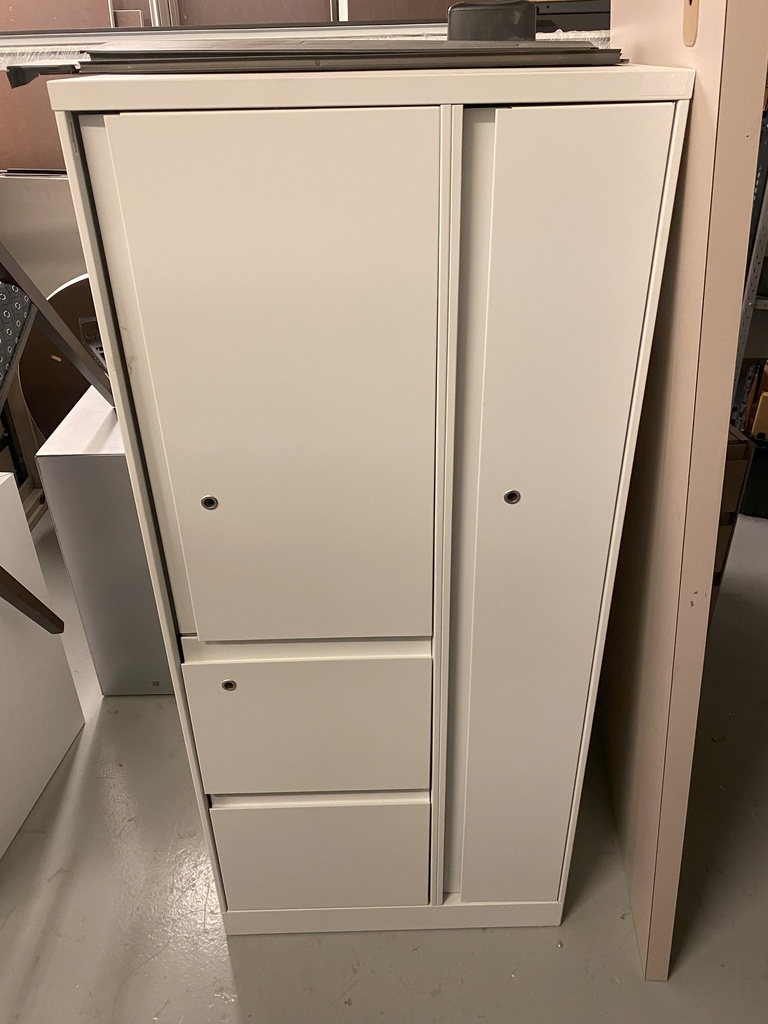 Wardrobe Cabinet