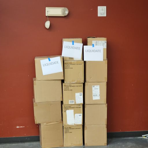 Pallet of  foot rests