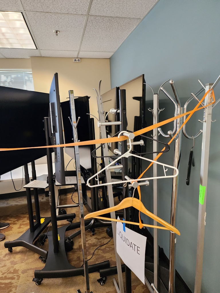 Coat trees/racks