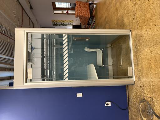 Phone Booth (45x45x88.5)