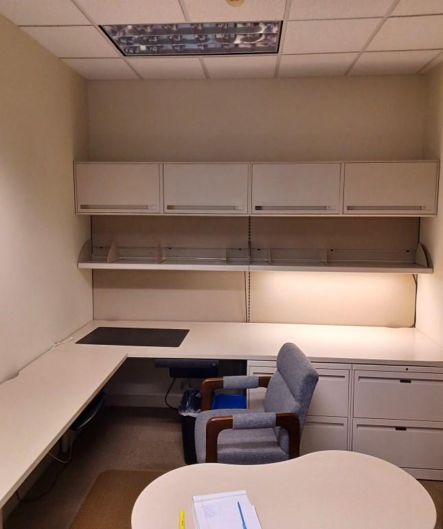 Offices Wall Mount 10’ X 10’