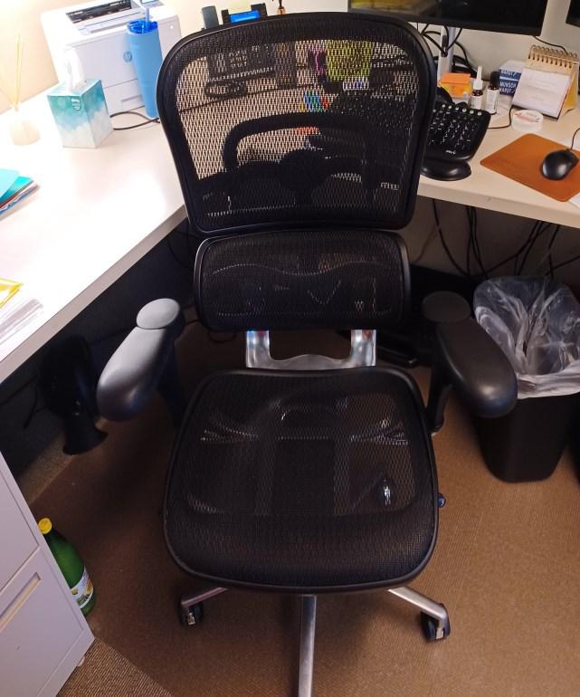 Black Hi-Back Chair