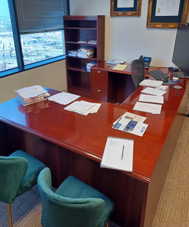 Lh U-Desk 6’ X 9’