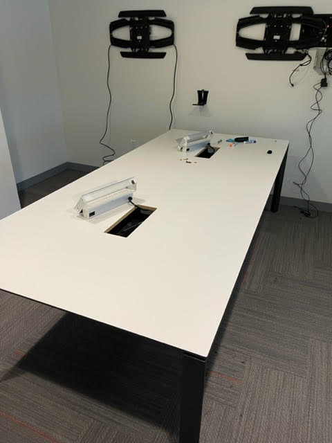 9X4’ MEETING TABLE