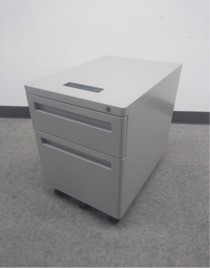 KI Pedestals