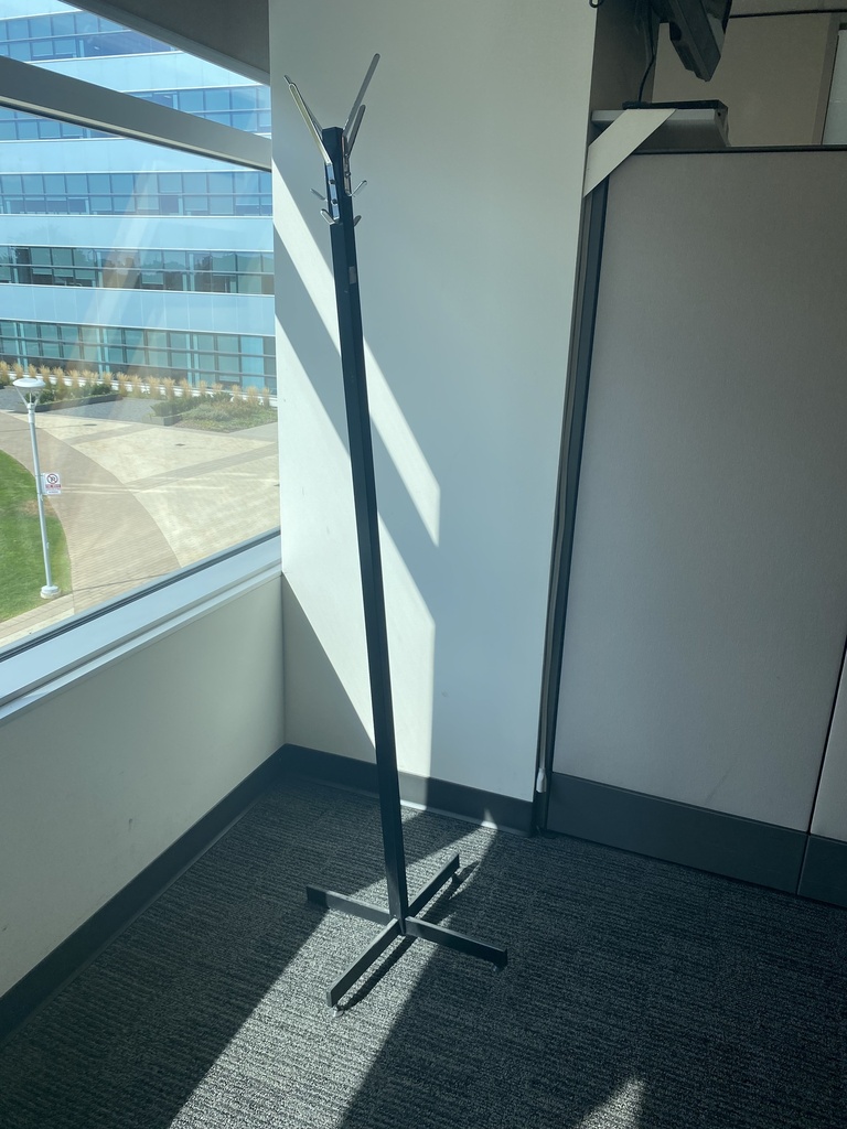 Coat tree (photo representation)