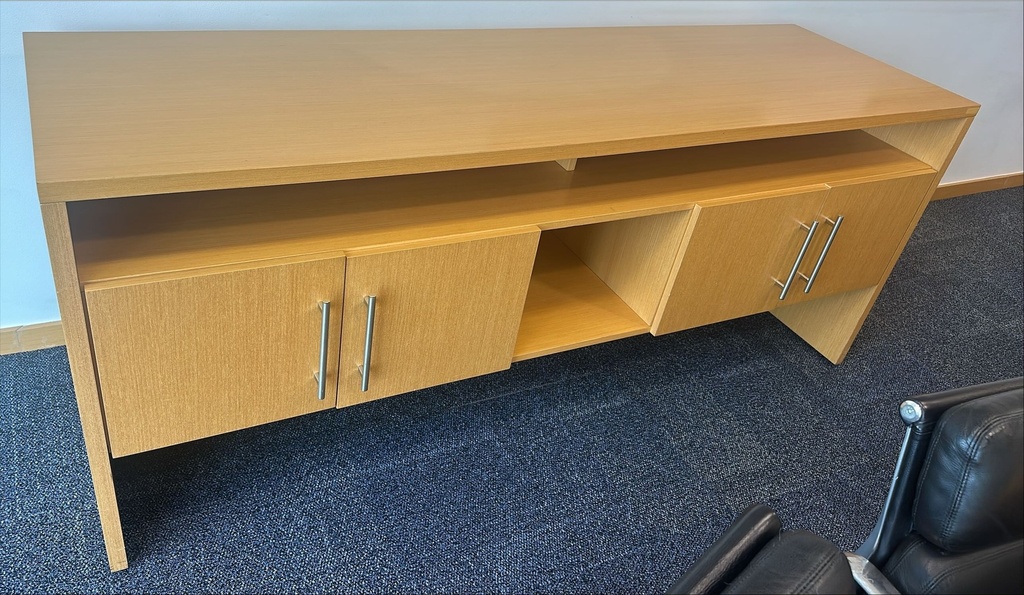 TV stand | Suporte de TV