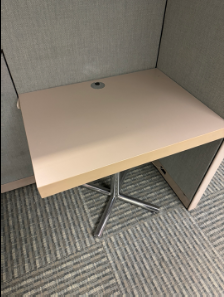 Square table, 28x32x24"