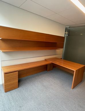 Left-Hand Desk, 9’6" x 5’6" (note: can be freestanding 5’6" x 3’)