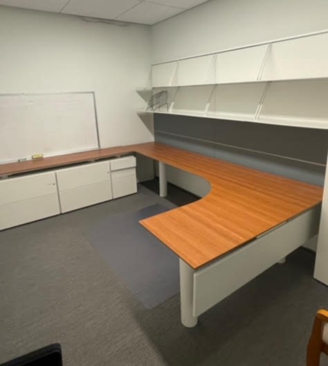 U-Shaped Desk with Storage (6'x10x6'6)
