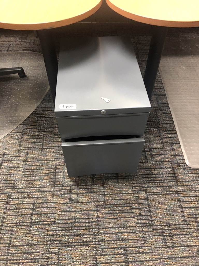 Pedestal Metal